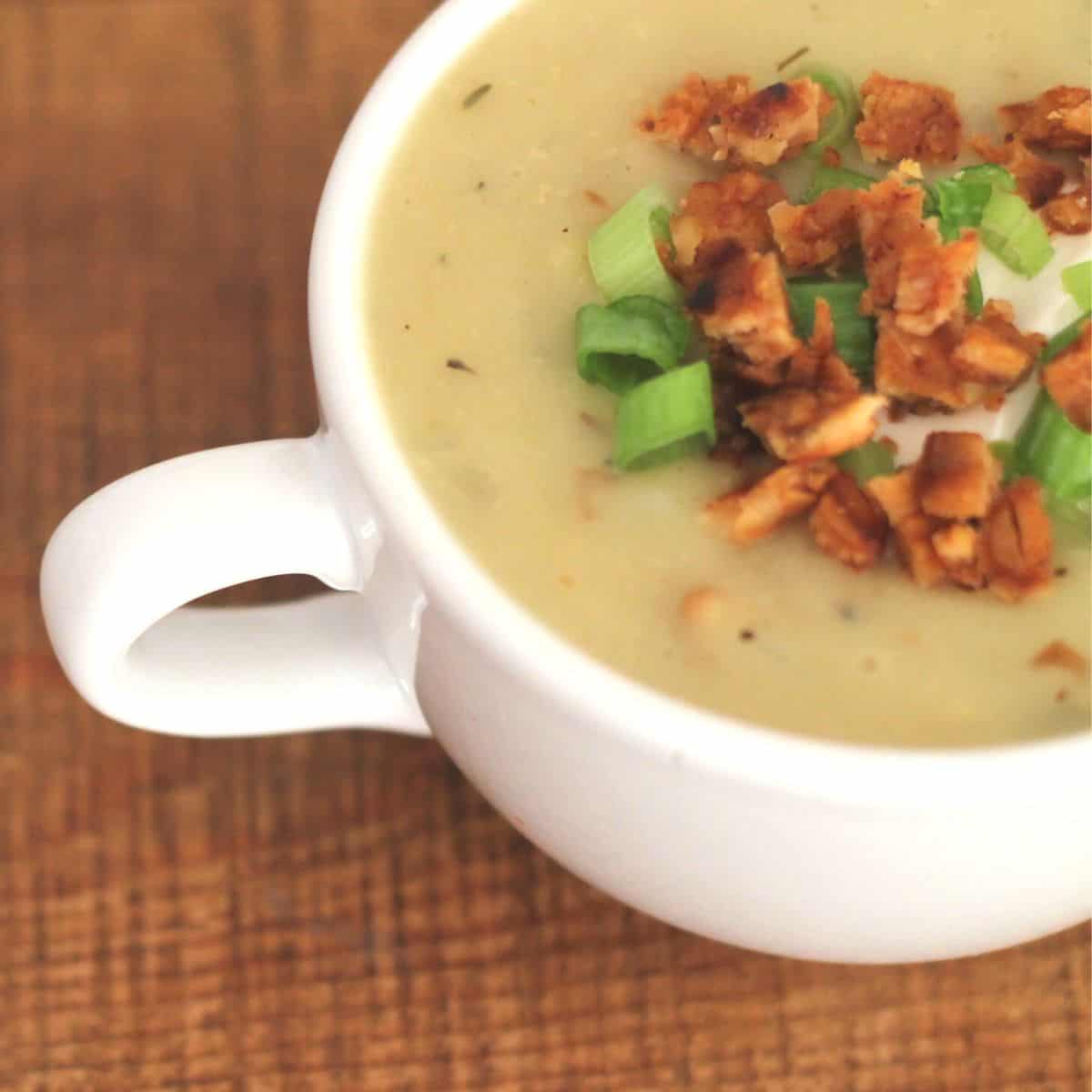 The Best Vegan Baked Potato Soup Recipe