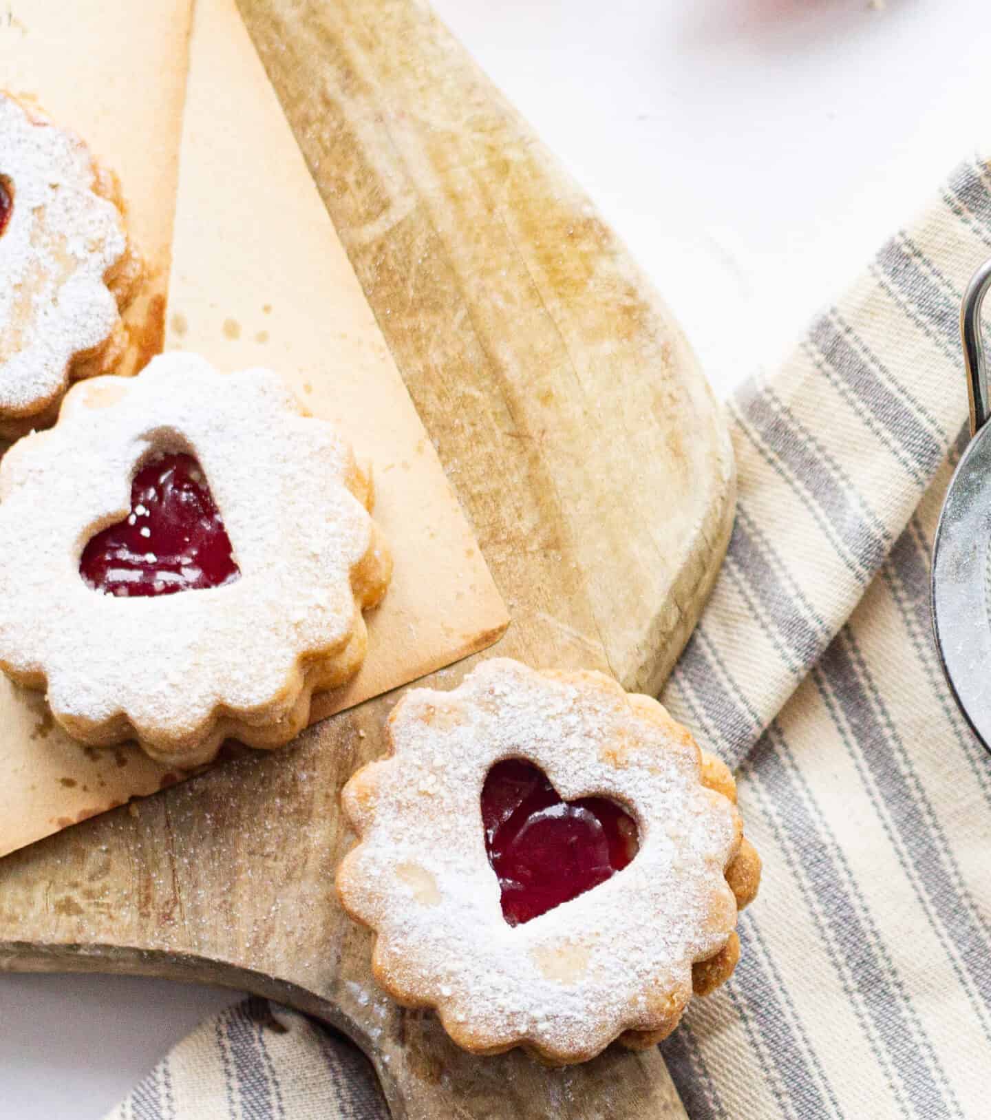 Linzer Cookies