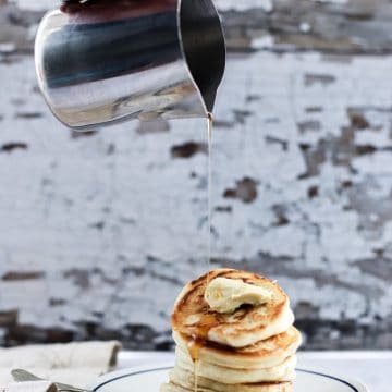 How to Make Easy Fluffy Vegan Pancakes from Scratch