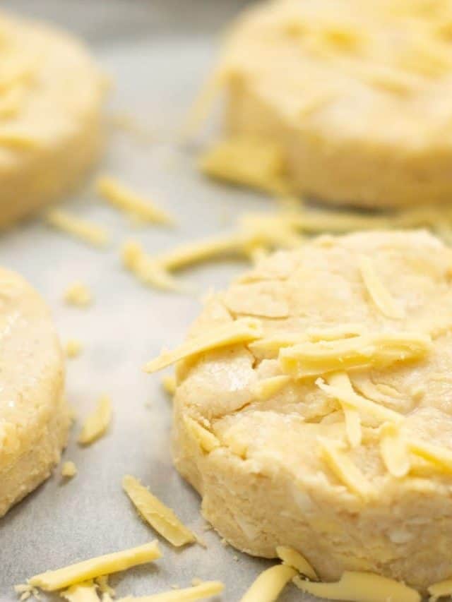 How to Make Vegan Cheese Scones
