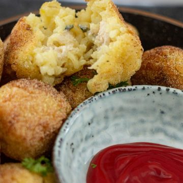 How to Make Vegan Arancini With Leftover Risotto