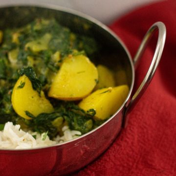 How to Make Vegan Sag Aloo