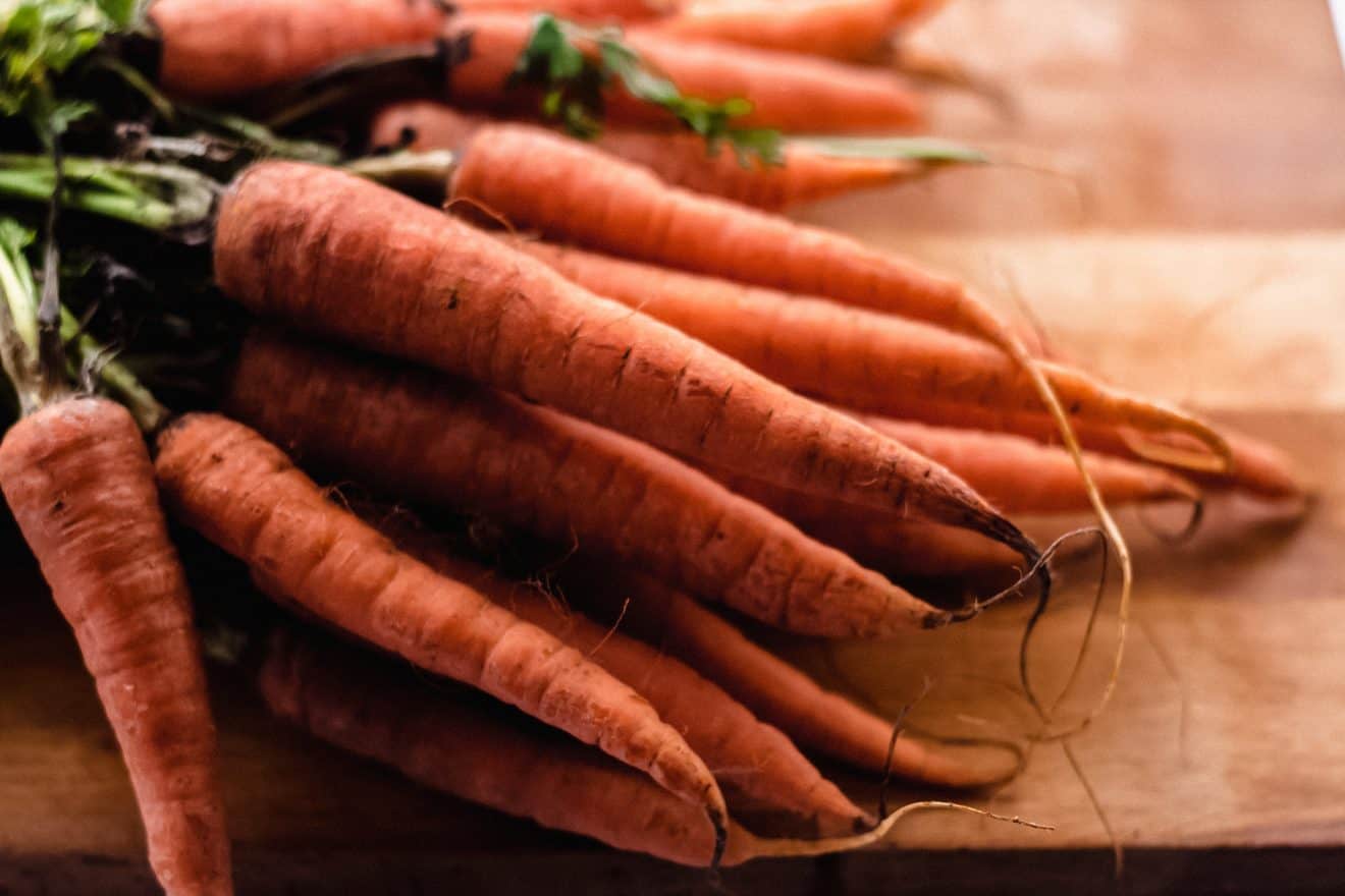 Ninja Air Fryer Roasted Carrots with Vegan Labneh Sweeter Than Oats