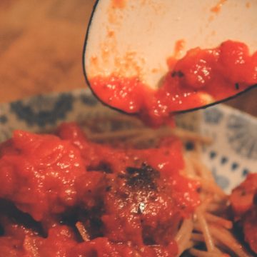 How to Make Pasta Puttanesca