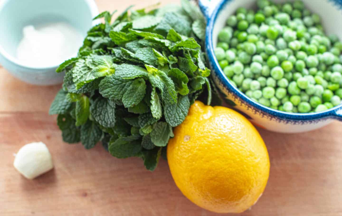 Ingredients for mushy peas