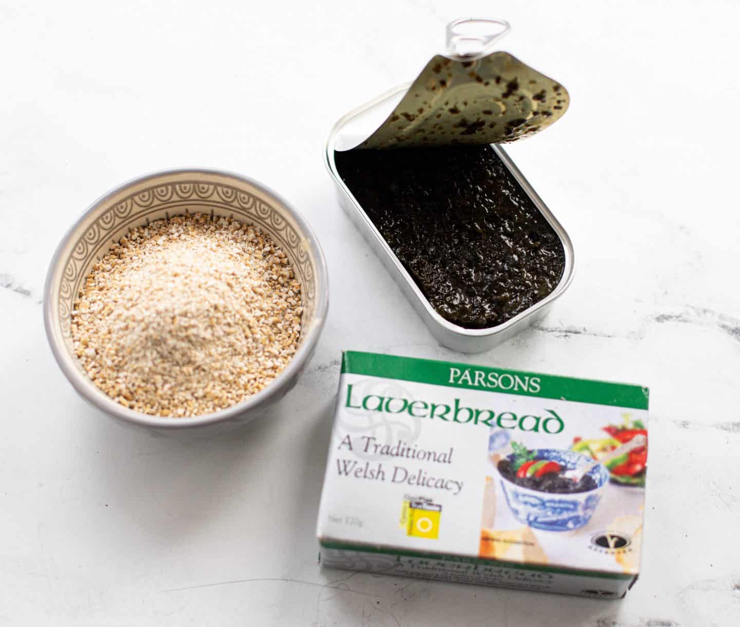 A tin of laverbread with oatmeal