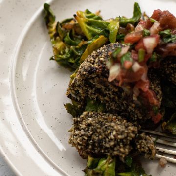 A plate of lavercakes with relish