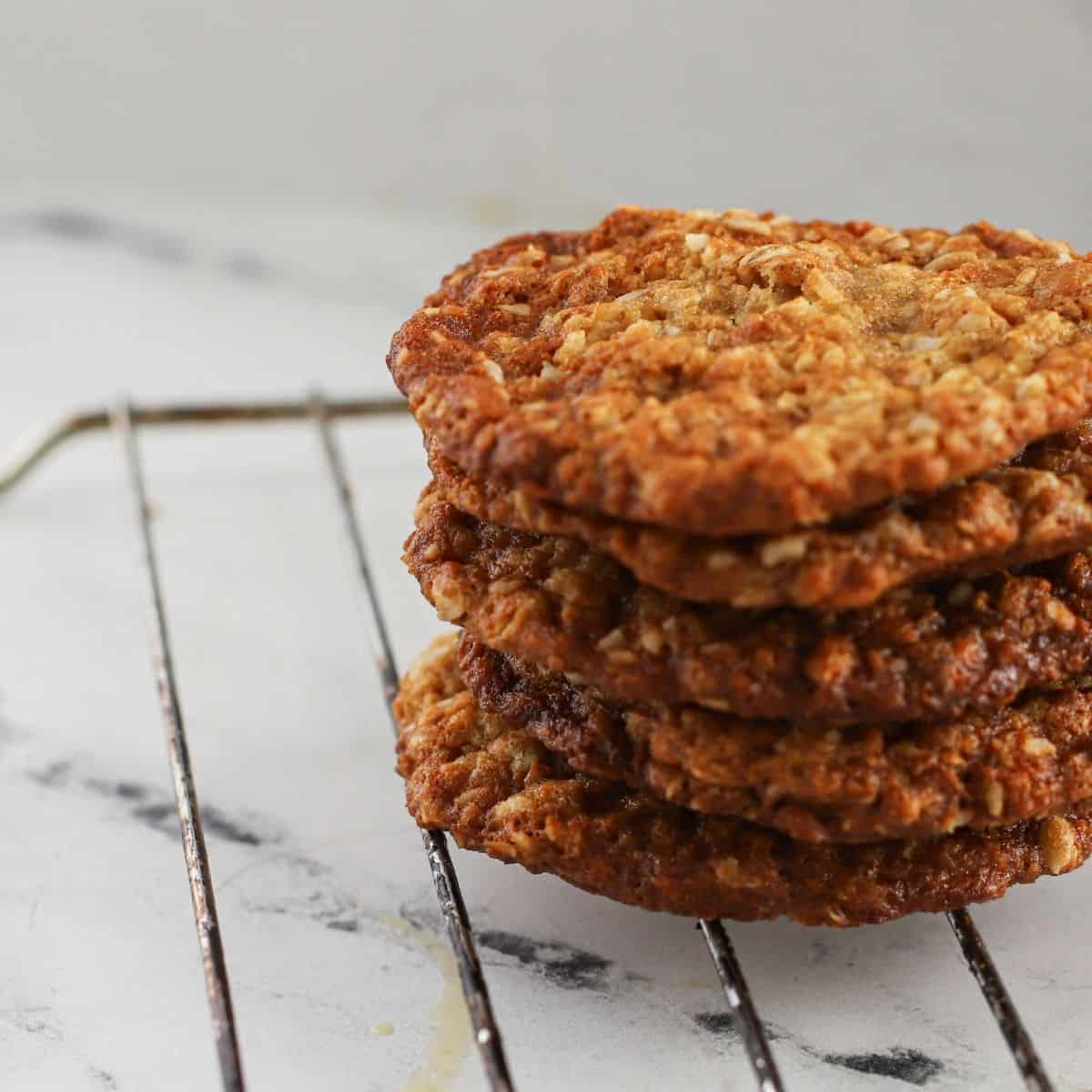 Easy and Quick Anzac Vegan Biscuits Recipe