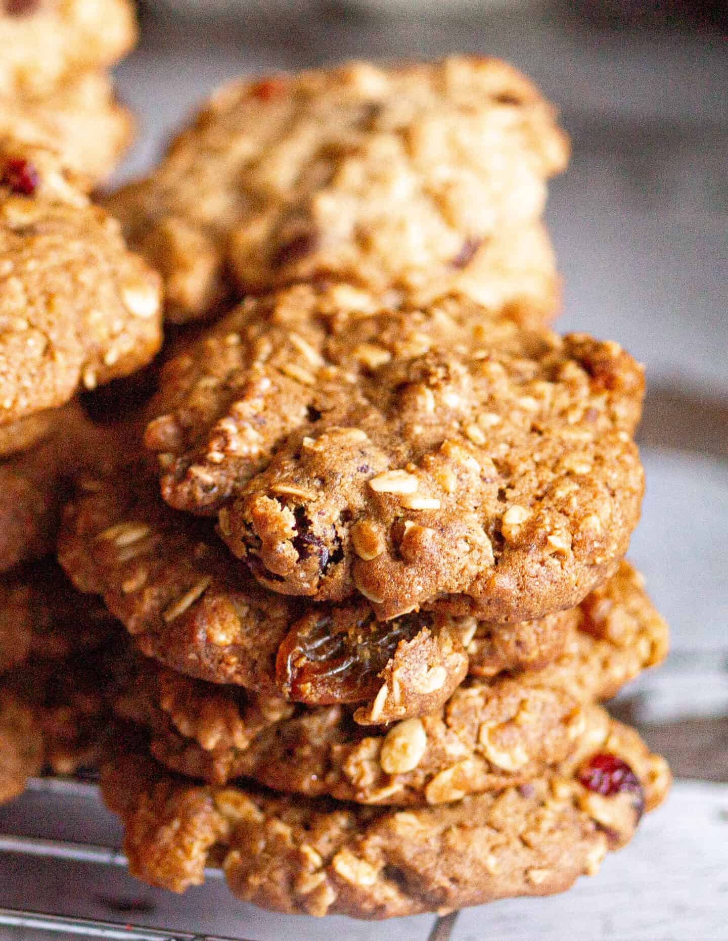 Easy Vegan Oatmeal Cookies