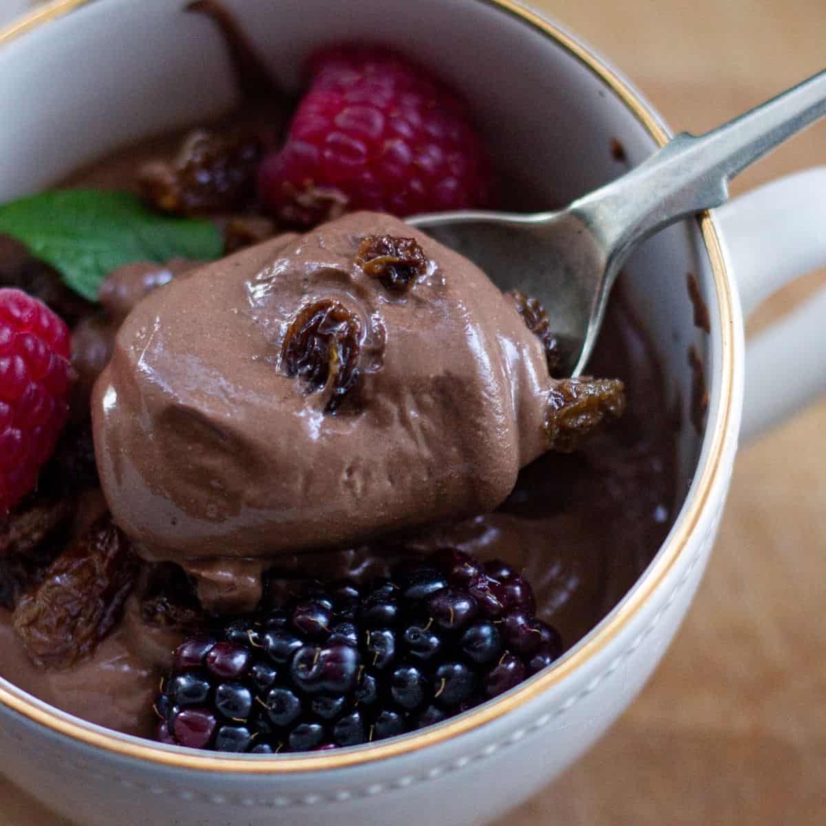 Easy Vegan Chocolate Mousse