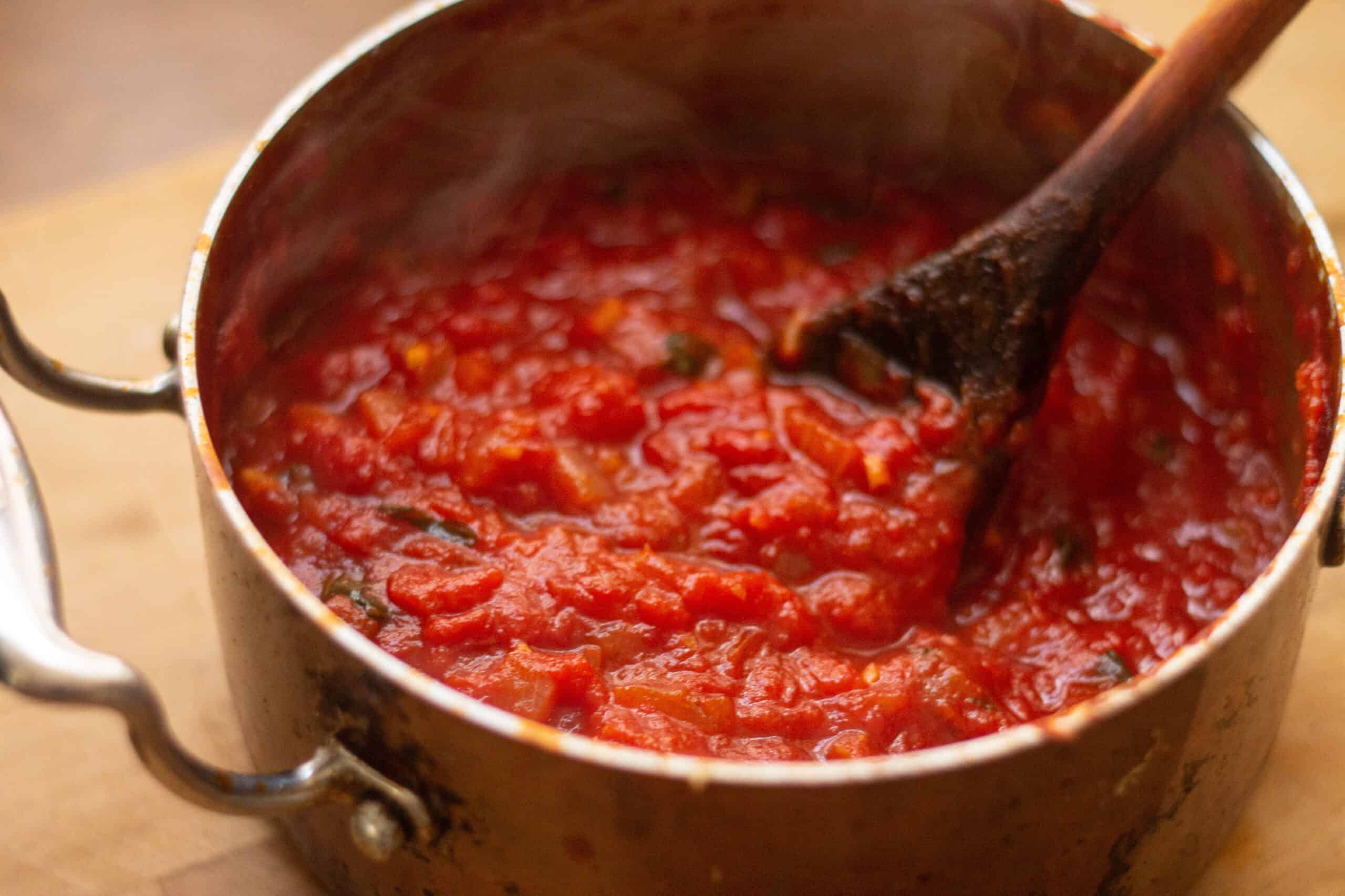 A pan of pizza sauce