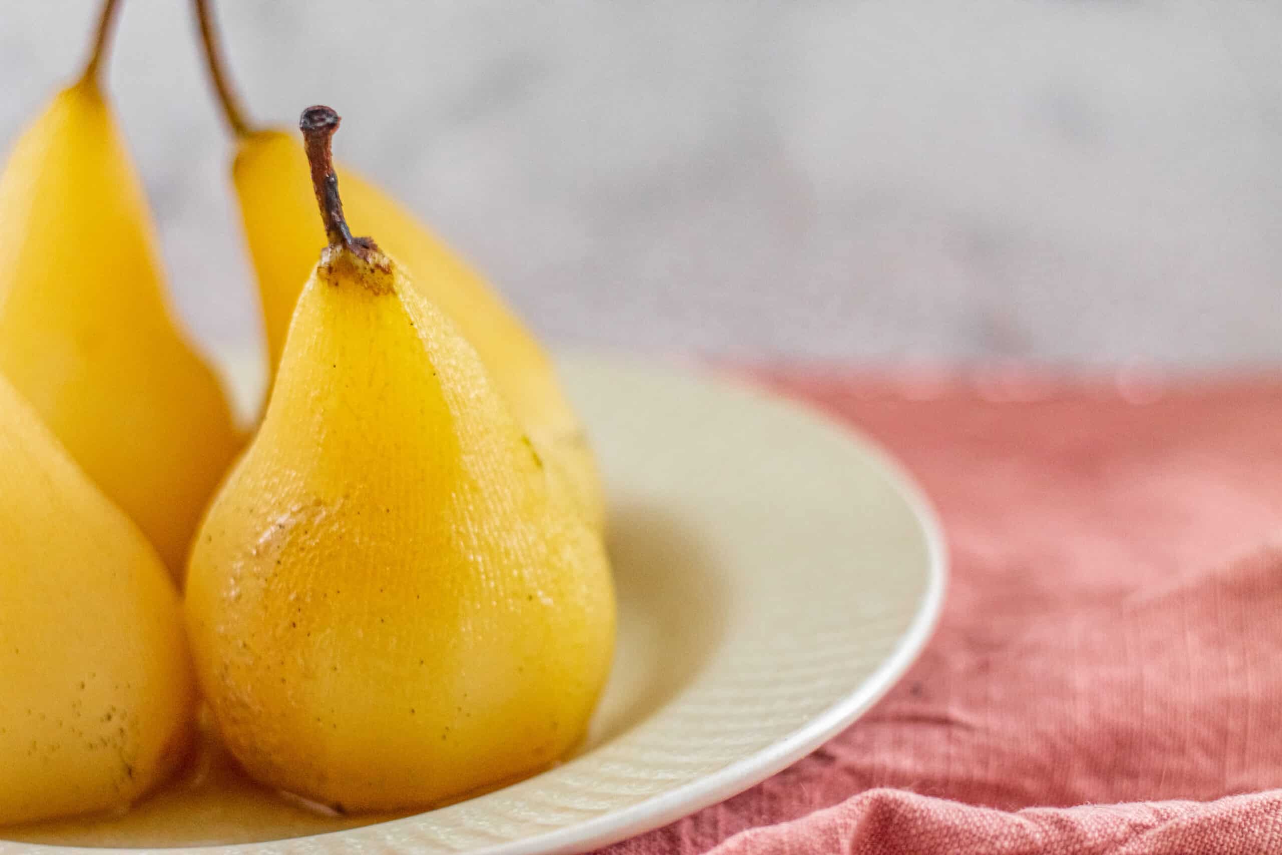 Vegan Poached Pears with Vanilla