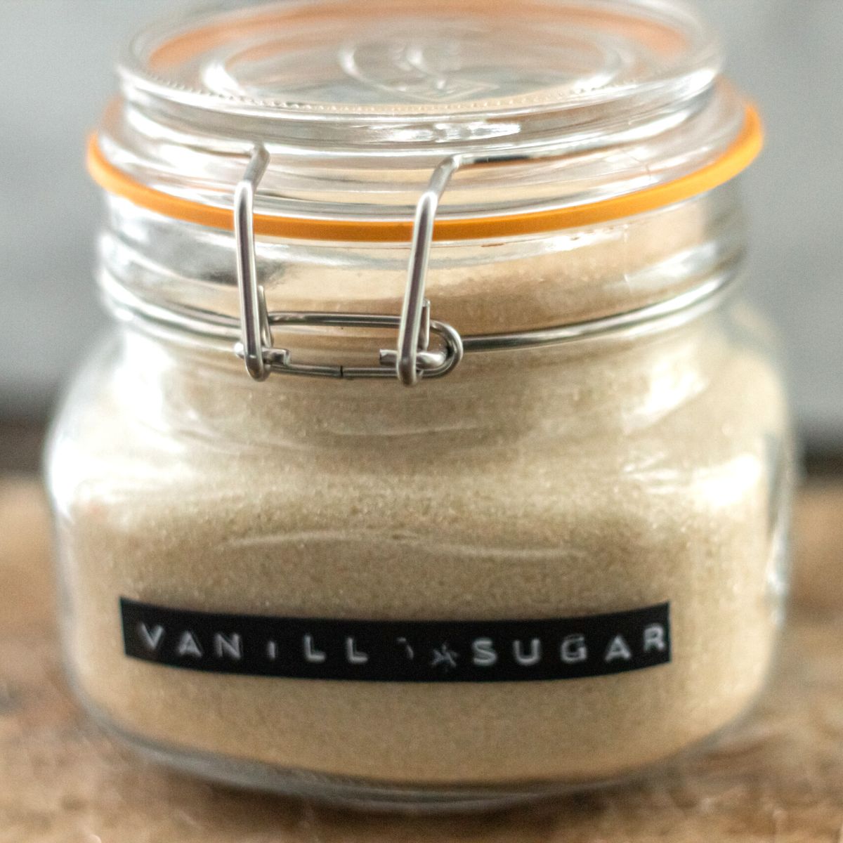 Vanilla Sugar – A quick, simple and lovely edible gift
