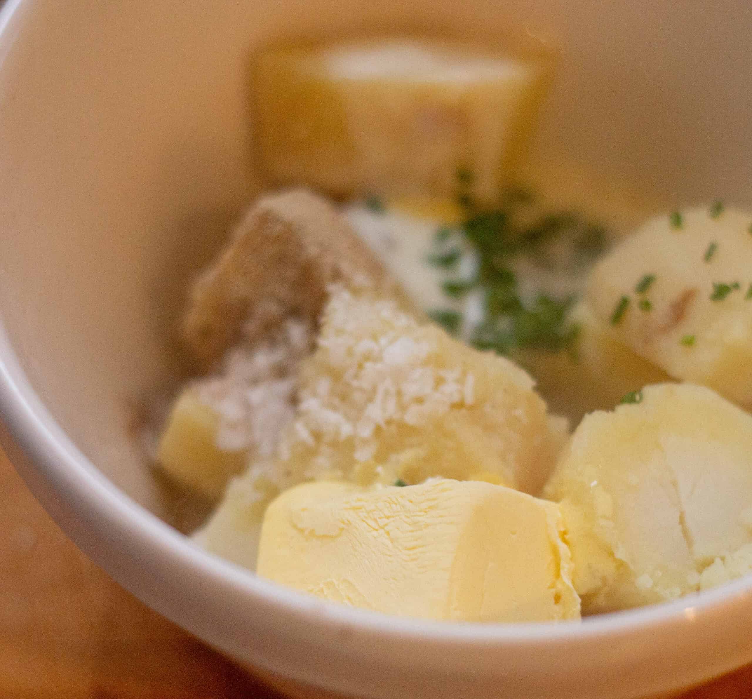 Mashed parsnip for parsnip balls