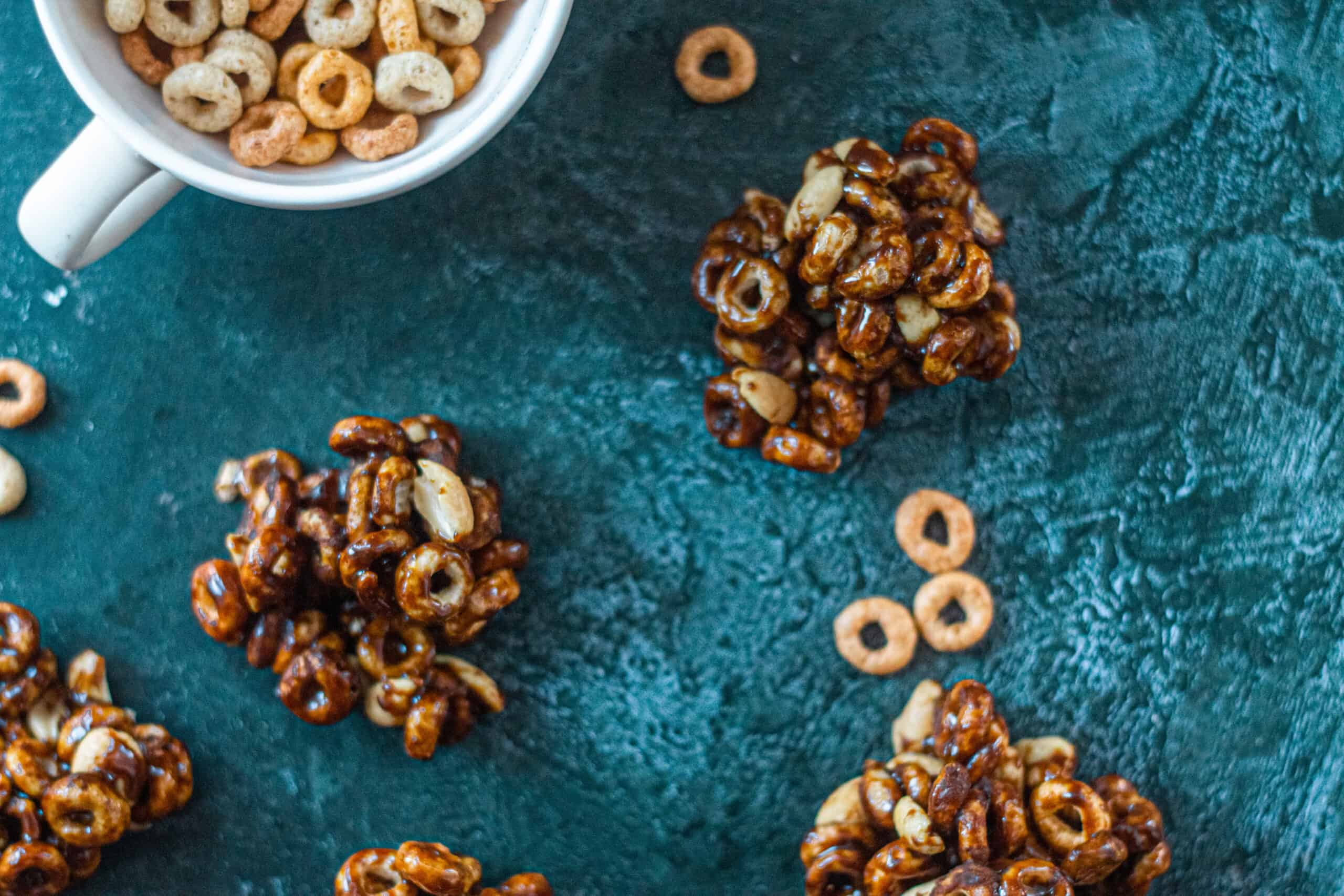 Cheerio peanuts treats