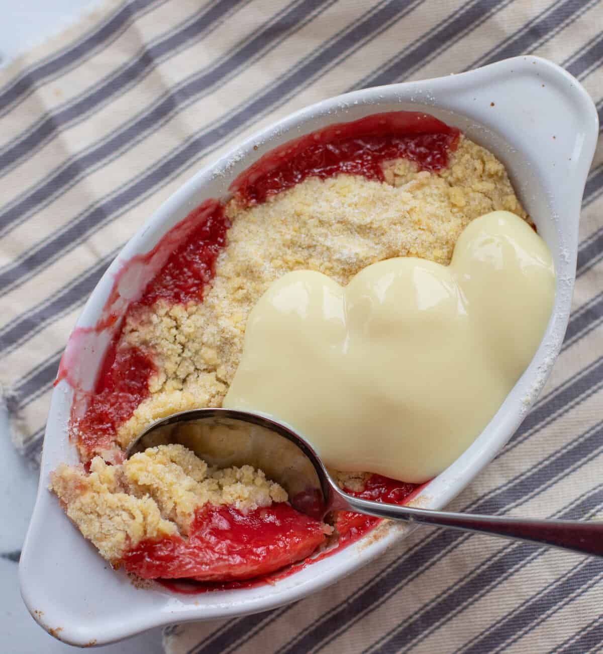 An overhead shot of a fruity crumble.