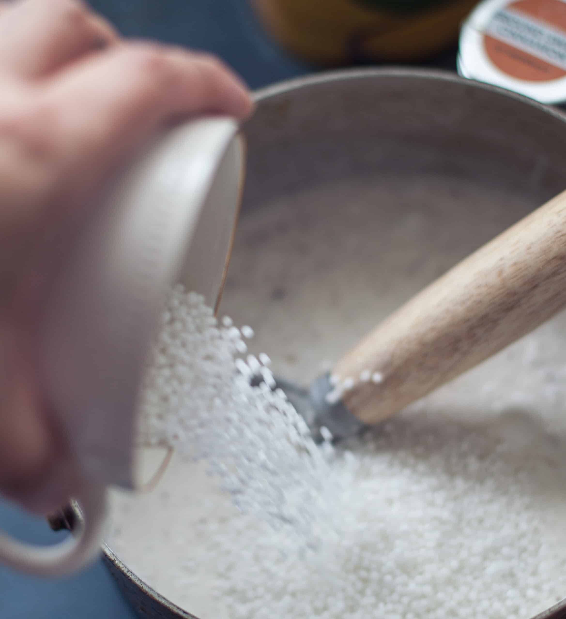 Pouring tapioca pearls into cream