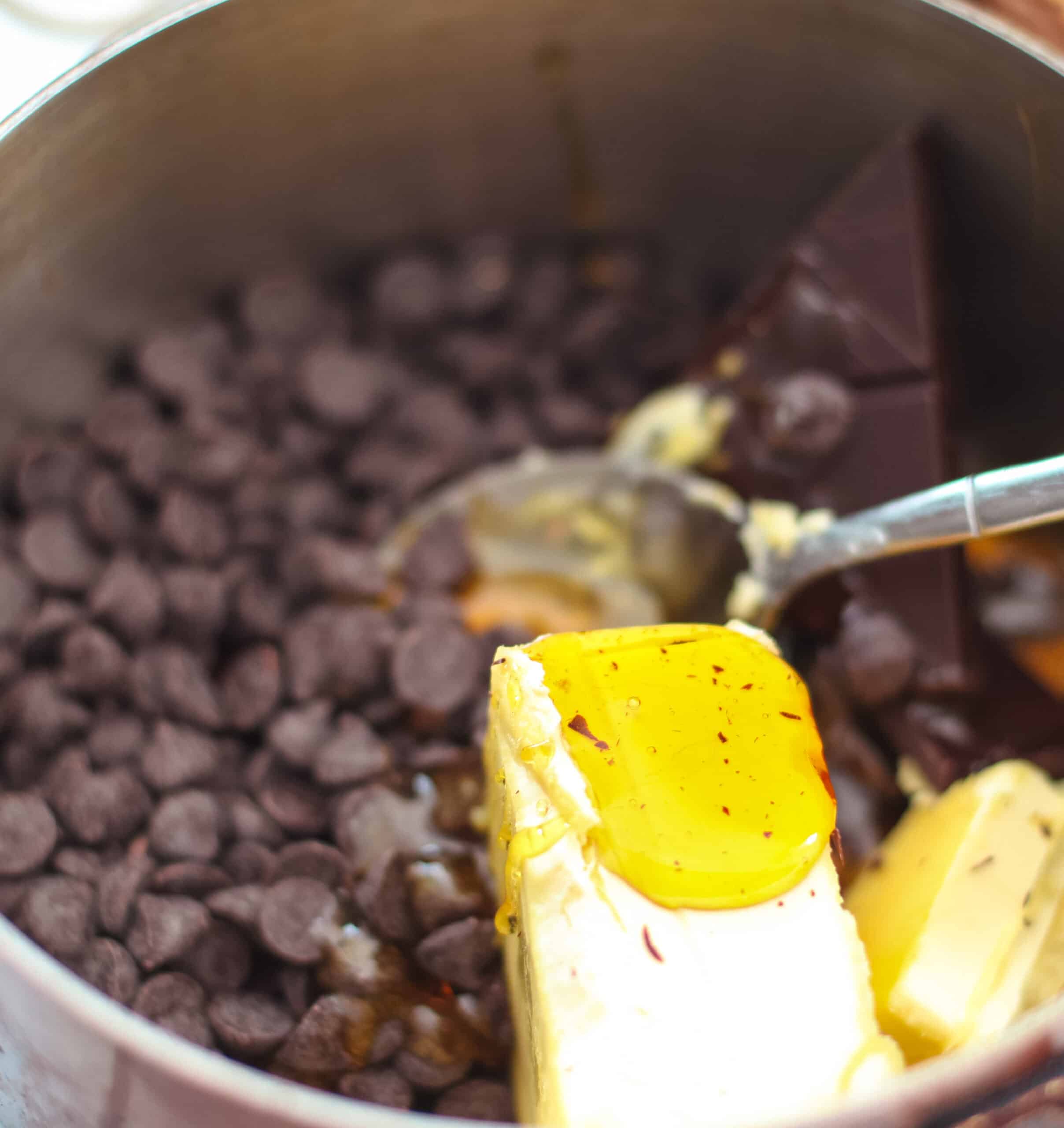 Melting butter, chocolate and golden syrup in a pan